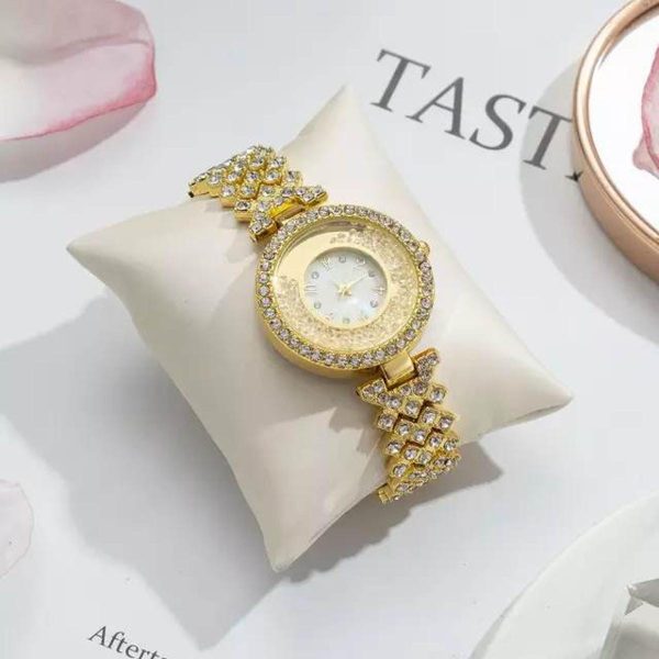 Fashion Watch Popular Fashion Diamond Women’s Quartz Watch